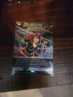 Black Widow, Super Spy Borderless Foil Marvel Super Heroes Mtg Nm 0393 - Image 1