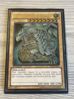 Yu-Gi-Oh! Blue-Eyes White Dragon YSKR-EN001 Ultimate Rare 1st Edition MP - Image 1