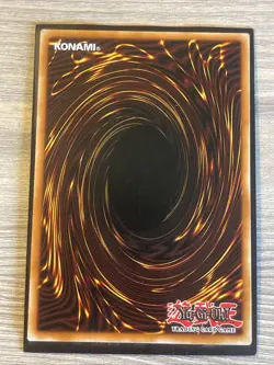 Yu-Gi-Oh! Blue-Eyes White Dragon YSKR-EN001 Ultimate Rare 1st Edition MP - Image 2