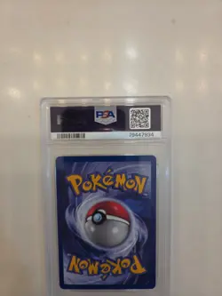 1999 POKEMON JUNGLE 1ST EDITION #60 PIKACHU PSA 9 - Image 2
