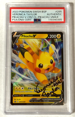 Pikachu Black Star Promo Veronica Taylor -Ash- Auto PSA/DNA 2023 Pokemon #285 - Image 1