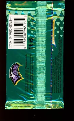 2003 Pokemon Skyridge Booster Pack Kabutops Art Factory Sealed - Image 2