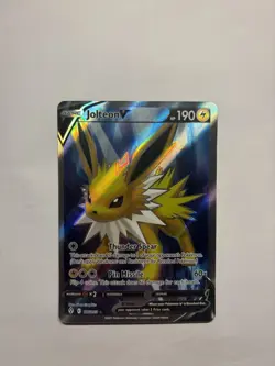 Pokemon Jolteon V Evolving Skies Full Art Ultra Rare 177/203 Near Mint - Image 1