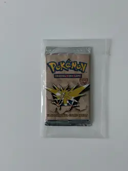 Pokemon TCG Fossil Sealed Booster Pack Zapdos Art 11-Card Pack English - Image 3