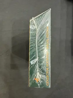 Wizards of the Coast MTG LOTR Tales of Middle-earth Collector Booster Box SE - Image 3