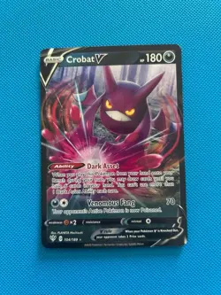 Crobat V 104/189 Swsh03: Darkness Ablaze Holo - English - Pokemon TCG - Image 1