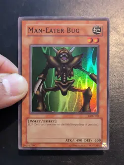 Yu-Gi-Oh! SUPER RARE HOLO CARD MAN-EATER BUG LOB-108 1996 VINTAGE PRINT NM/VLP - Image 3