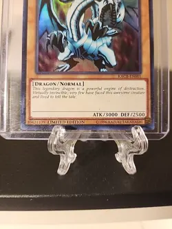 Yu-Gi-Oh! Blue-Eyes White Dragon KACB-EN001 Ultra Rare Limited - Image 2