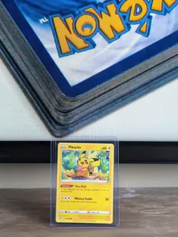 Pikachu 52/196 Pokemon TCG Lost Origin - Image 2