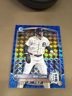 2025 Bowman Chrome Prospects Max Clark #BCP-24 Blue Geometric Refractor /150 - Image 2
