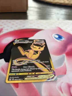 Pokemon TCG: Mew VMAX TG30/TG30 - Lost Origin - Full Art Gold Secret Rare - NM - Image 2