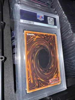 Yugioh PSA 10 BLUE-EYES WHITE DRAGON MP24-EN001 QUARTER CENTURY SECRET RARE - Image 3