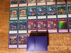 Yugioh Preda Plant Deck Comes Sleeved And Deck Box Lot 54 - Image 2