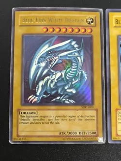 3x Blue-Eyes White Dragon SDK-E001/SKE-001 Ultra Rare Yugioh Bundle Playset - Image 5