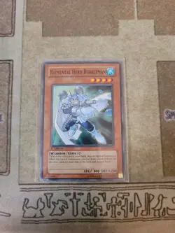 YUGIOH ELEMENTAL HERO BUBBLEMAN YSDJ-EN017 SUPER 1ST ED MP - Image 1