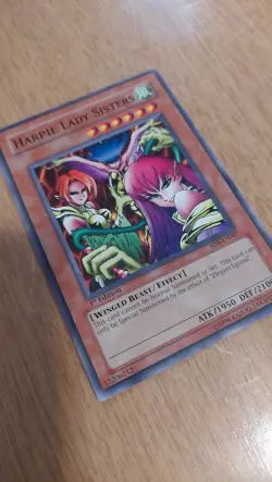 1st Edition Harpie Lady Sisters SD8-EN007 YuGiOh card (LP) - Image 1
