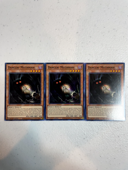 yugioh danger! mothman! common 3x sr13-en020 playset SR13 - Image 1