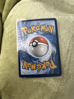 Pokemon TCG Glaceon V Evolving Skies 040/203 Holo Ultra Rare - Image 2
