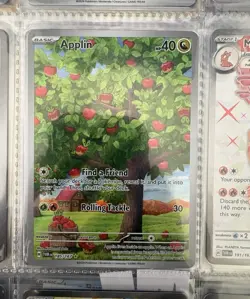 The Pokemon Company Applin 185/167 IR Holo Sv06 Twilight Masquerade EN 2024 - Image 1
