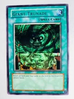 YU-GI-OH! GIANT TRUNADE DB1-EN032 FOIL RARE NM-MT CARD - Image 1