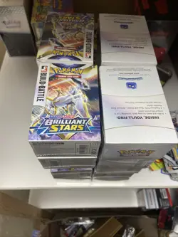 20x Pokemon TCG Sword & Shield:Brilliant Stars Build & Battle Box 820650860102 - Image 1