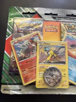 Pokemon Legendary Beasts Blister 2 Booster Packs & 3 Holos Victini Coin -Damaged - Image 5