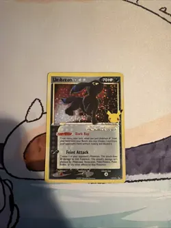 Umbreon 17/17 Celebrations Classic Gold Star Holo Pokemon Card - Near Mint - Image 1