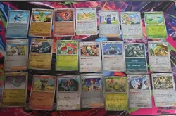 Pokemon TCG Prismatic Evolutions X64 Holo/Reverse Holos Mixture Bundle - Image 2