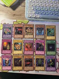 Konami Yu-Gi-Oh! TCG 15-Card Lot English Unlimited NM-MP Jar of Greed - Image 1