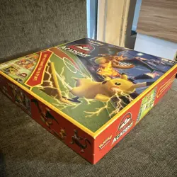 Pokemon TCG Battle Academy Starter Deck Kit 180 Cards Charizard Pikachu 2020 - Image 4
