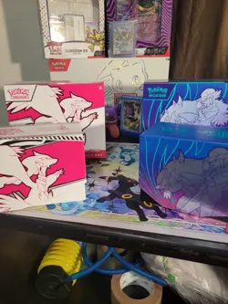 Pokemon Card Bulk Sale! 1000 Cards READ DESCRIPTION For More Details! - Image 1