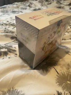 Pokemon TCG Prismatic Evolutions ETB Elite Trainer Box, New Sealed - Image 3