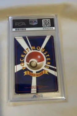Machamp Pokemon 1996 Holo Base Set No Rarity Symbol Japanese 068 PSA 8 - Image 2