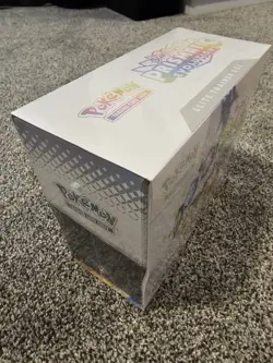 New Pokemon TCG Scarlet Violet Prismatic Evolutions Elite Trainer Box ETB Sealed - Image 3