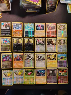 Pokemon TCG Mixed Lot 24 Cards Holo/Reverse Holo Stormfront, Dragons Exalted etc - Image 1