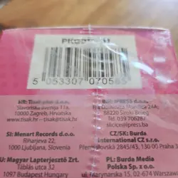 Topps Merlin Chrome UEFA Club Competitions 2023/24 Soccer Blaster - Sealed Box - Image 3