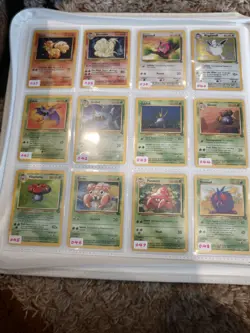 Vintage Pokemon Card Binder Lot 1999-2000 WOTC Base Jungle Fossil Holos 151 - Image 4