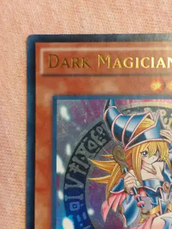 Yugioh Dark Magician Girl YGLD-ENB03 Ultra Rare HoloFoil - Image 3