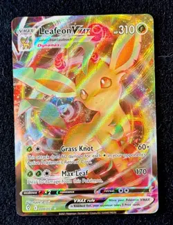 Pokemon Card Leafeon VMAX SWSH07: Evolving Skies #008/203 Ultra Rare - Image 1