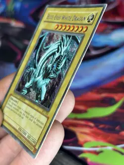 Yu-Gi-Oh! Blue-Eyes White Dragon BPT-003 Secret Rare Limited Edition NM 2002 Tin - Image 2
