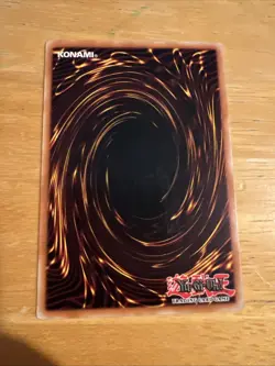 Giant Trunade DB1-EN032 Dark Beginning 1 Unlimited Card Yu-Gi-Oh - Image 2