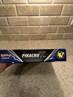 Pokemon TCG Pikachu V Box w/ 2 Fusion Strike & 2 Brilliant Stars Booster Packs 820650851179 - Image 4