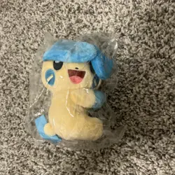 Pokemon TCG Chinese Tin with Mystery Plush & TCG Card Minun - Image 2