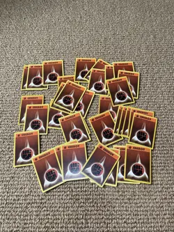 1999 Pokemon Unlimited Base Set x34 Fighting Orange Energy Card Bundle GC 97/102 - Image 1