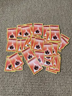 1999 Pokemon Unlimited Base Set x37 Fire Red Energy Card Bundle GC 98/102 - Image 1