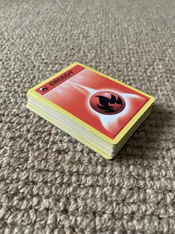 1999 Pokemon Unlimited Base Set x37 Fire Red Energy Card Bundle GC 98/102 - Image 3