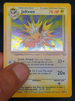 Pokemon TCG - Jolteon 4/64 HOLO Jungle Set - LP/MP - Image 4