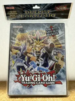 Konami 2011 Yu-Gi-Oh 4-Pocket Binder 20 pages Duelist Portfolio Factory Sealed - Image 1