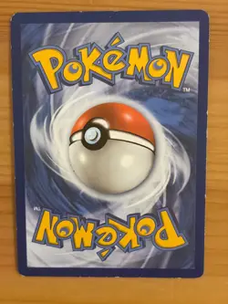 Pikachu 005/025 Holo LP - Celebrations 2021 - Pokemon TCG - Image 2