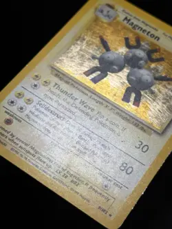 Magneton 9/102 WOTC Base Set Unlimited Holo Rare Holo Pokemon Card LP - Image 5